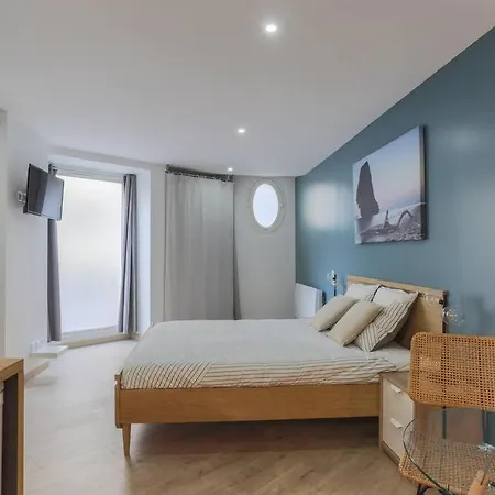 Rose, Confortable Proche Metro Apartment *